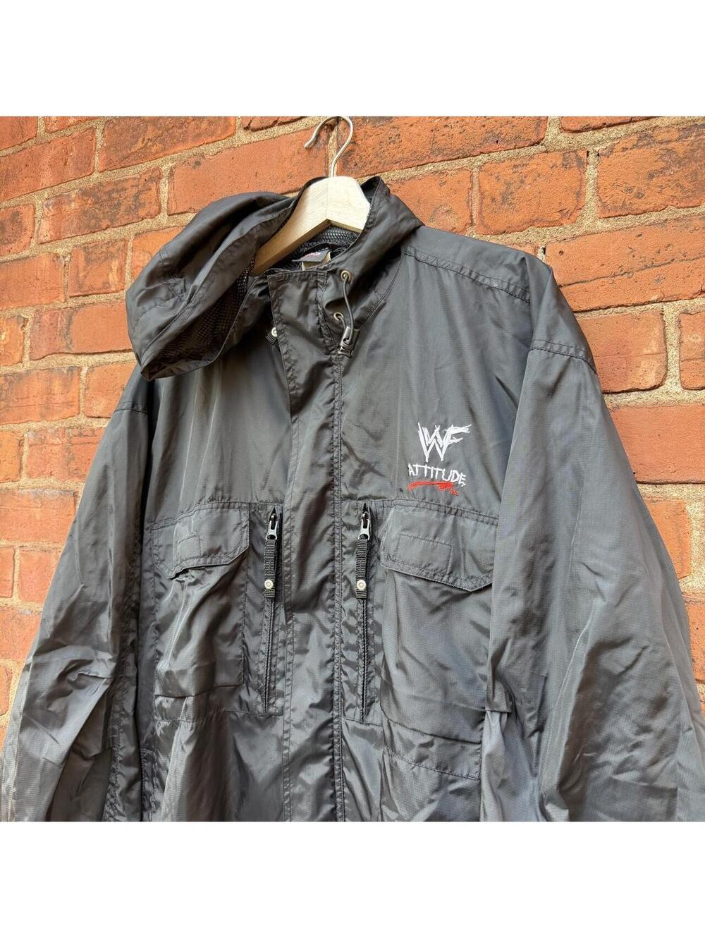 vintage wwf attitude windbreaker jacket 2002 XL